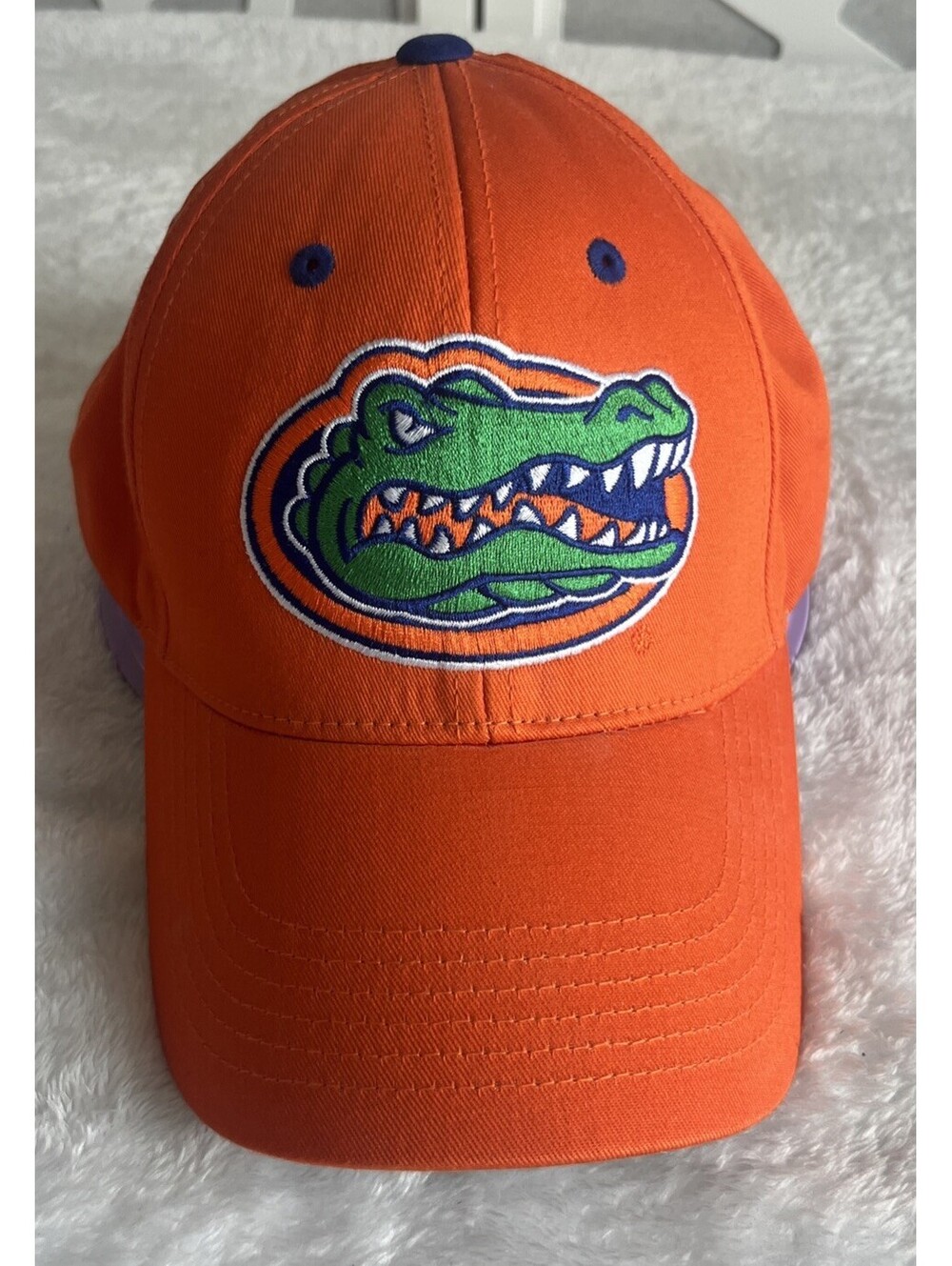 UNWORN FLORIDA GATORS Captivating Headwear Orange Hat Sticky Strapback